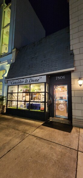 More Photos Of 7806 Old Georgetown Rd, Bethesda Storefront For Sale