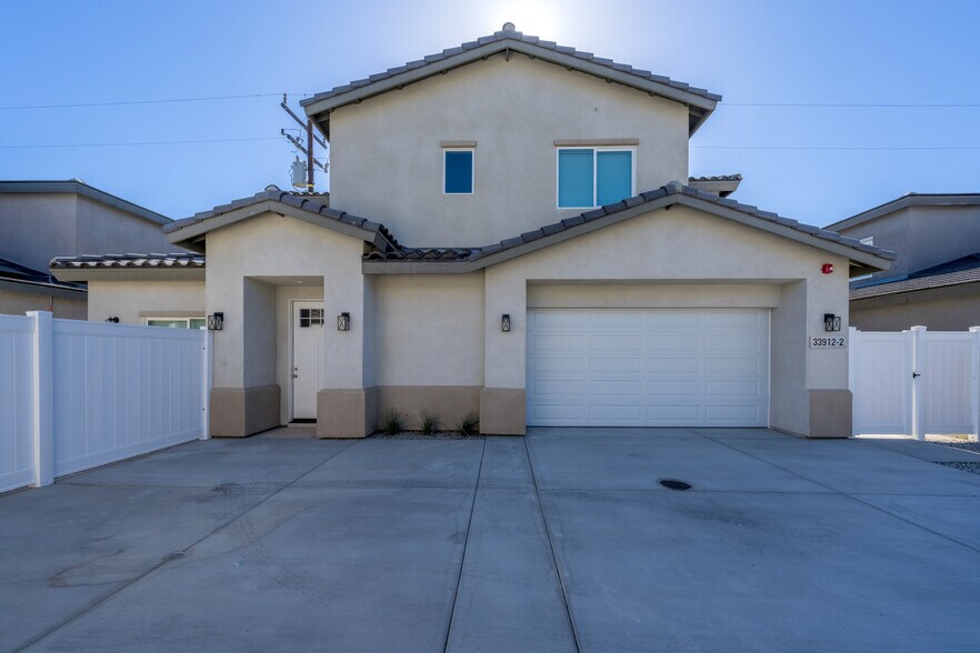 More Photos Of 33912 Whispering Palms Trail, Cathedral City Apartments For Sale
