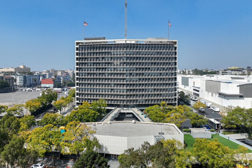 More Photos Of 1201 W 5th St, Los Angeles Office For Lease