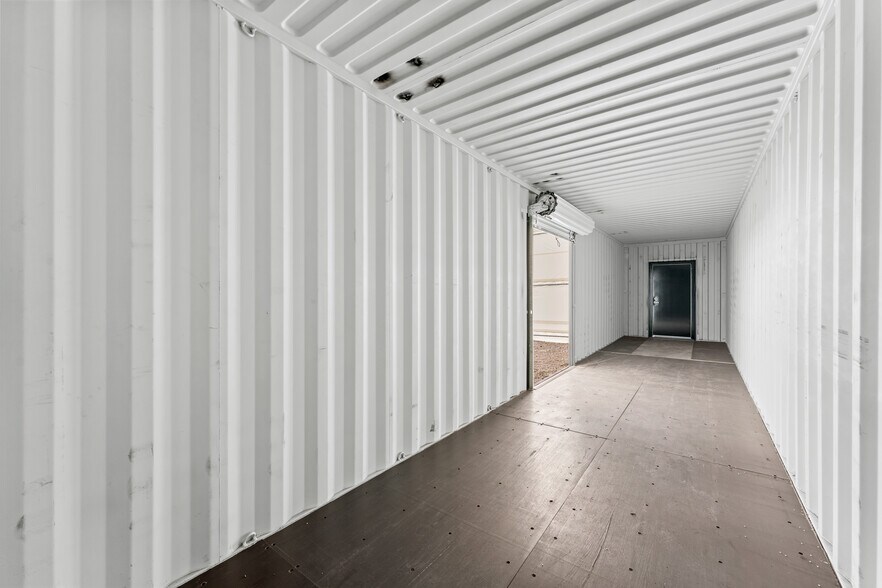 More Photos Of 303 Obrien Rd, Jane Unknown For Lease