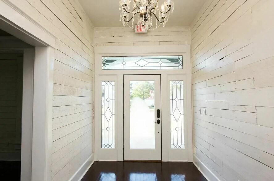 More Photos Of 500 William Joel, Bryan Office Residential For Lease