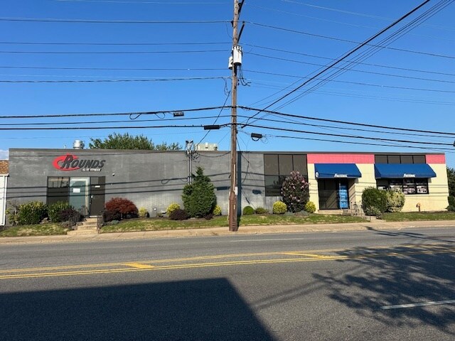 Primary Photo Of 3199 Lawson Blvd, Oceanside Light Distribution For Lease