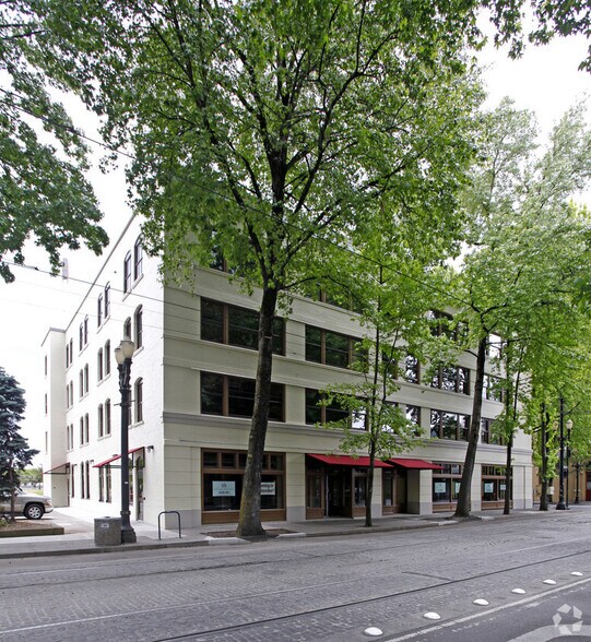 Primary Photo Of 75 NW Couch St, Portland Medical For Sale