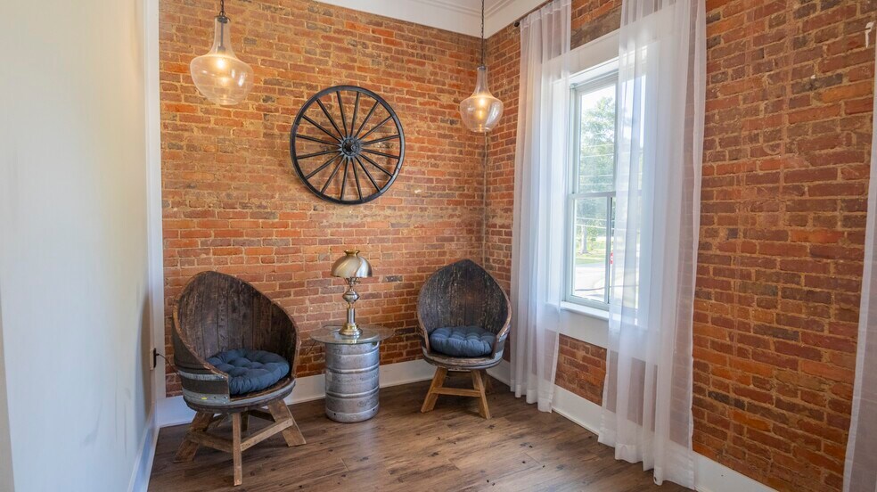 More Photos Of 20 Spring Rd, Molena Storefront For Sale