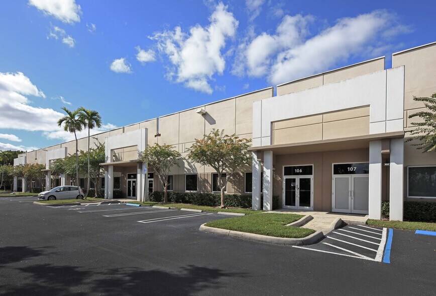 More Photos Of 6535 Nova Dr, Davie Unknown For Lease