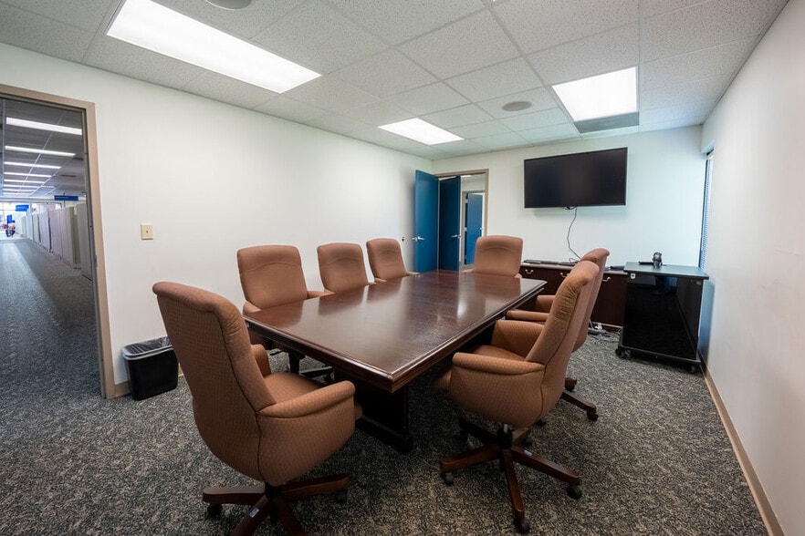 More Photos Of 96 Cohen Walker Dr, Warner Robins Medical For Sale