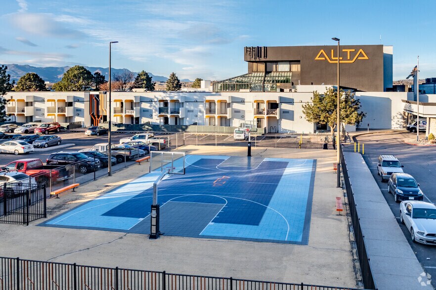 More Photos Of 2886 S Circle Dr, Colorado Springs Apartments For Lease