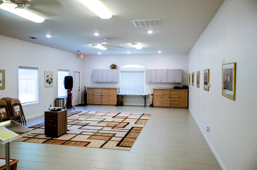 More Photos Of 13661 Vermarion Rd, Houston Medical For Lease