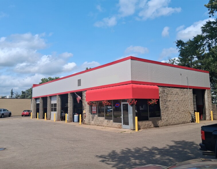 Primary Photo Of 6645 S Penn Ave, Richfield Auto Repair For Lease