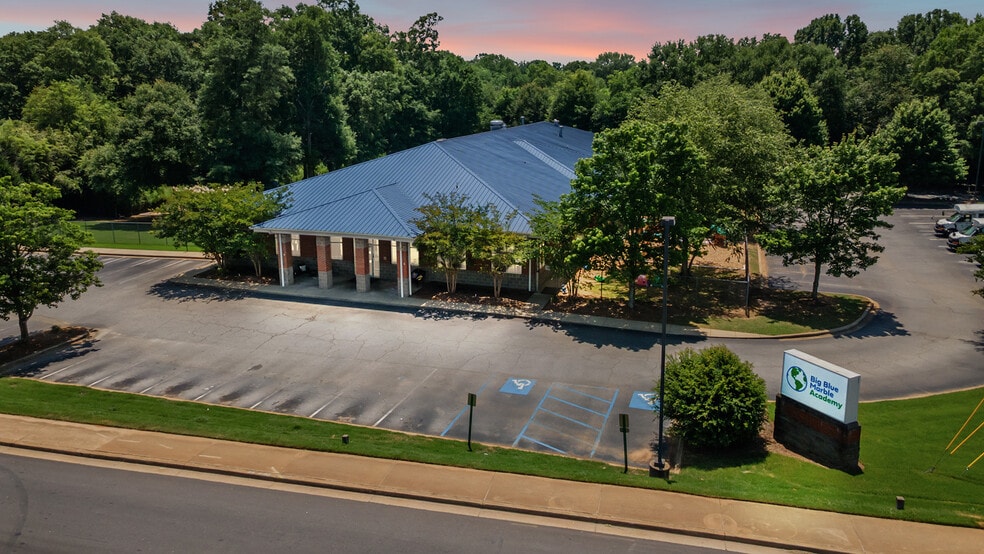 More Photos Of 911 W Georgia Rd, Simpsonville Daycare Center For Sale