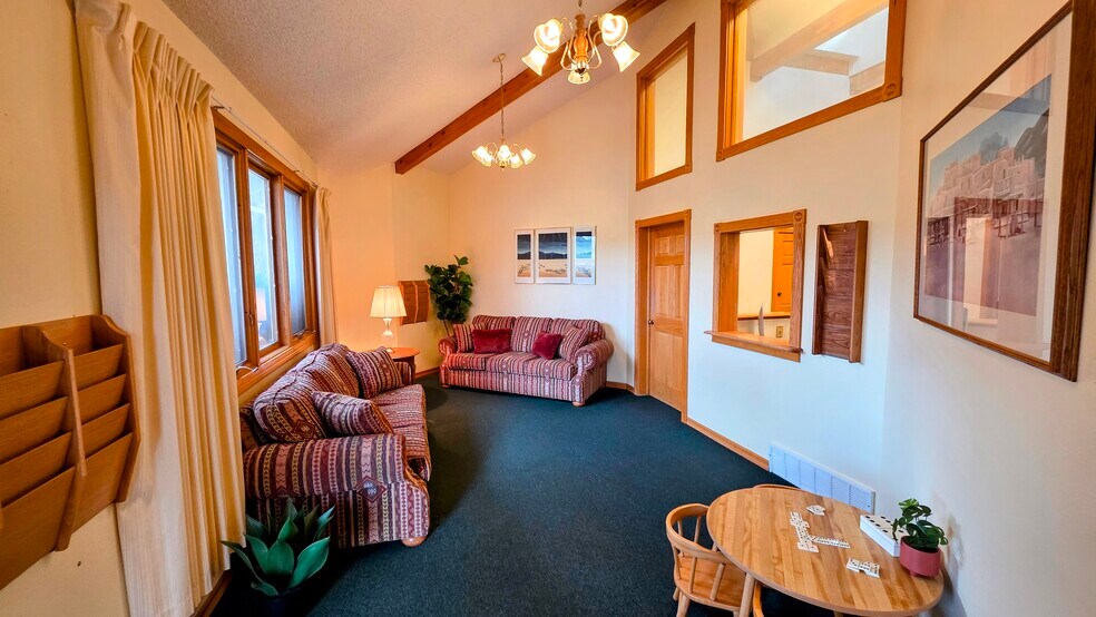 More Photos Of 381 Rampart Range Rd, Woodland Park Medical For Sale