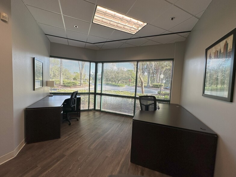More Photos Of 250 International Pky, Lake Mary Office For Lease