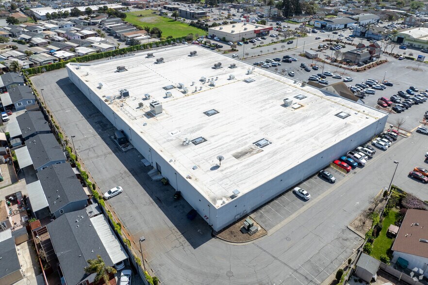 More Photos Of 1702 Freedom Blvd, Freedom General Retail For Lease