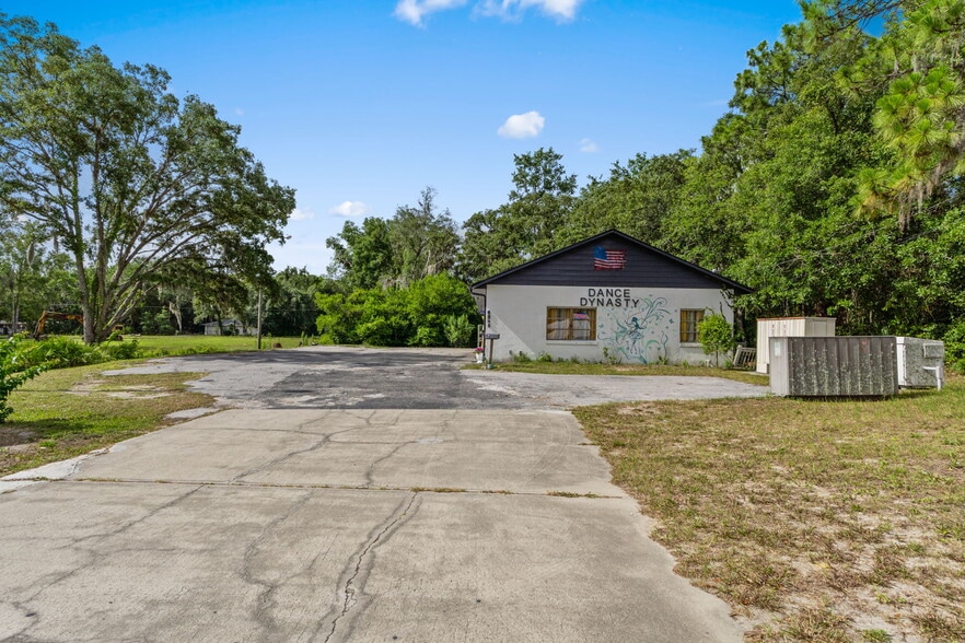 More Photos Of 6950 W Homosassa Trl, Homosassa General Retail For Sale