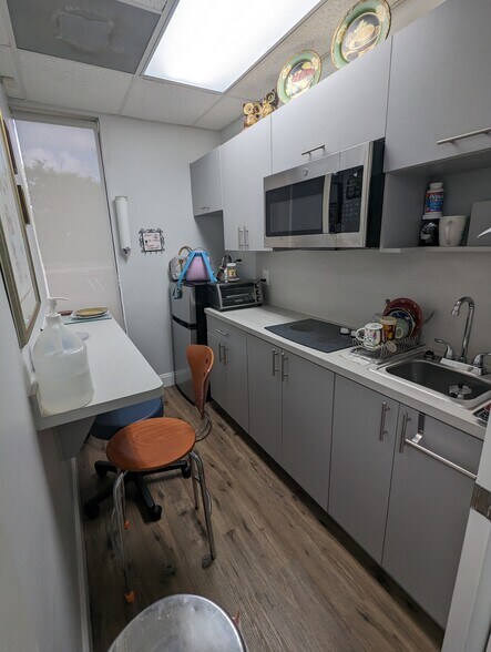More Photos Of 9220 SW 72nd St, Miami Medical For Lease