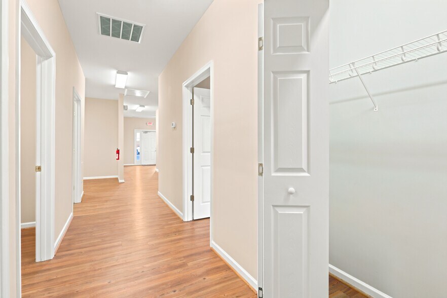 More Photos Of 1569 Jefferson Hwy, Fishersville Office For Lease