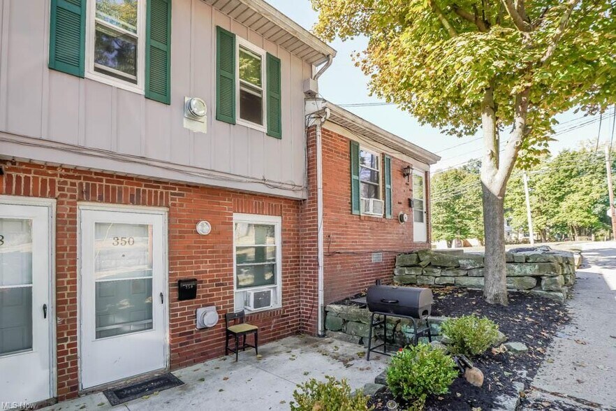 More Photos Of 330-352 Silver St, Akron Apartments For Sale