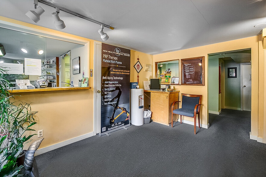 More Photos Of 23700 Edmonds Way, Edmonds Medical For Lease