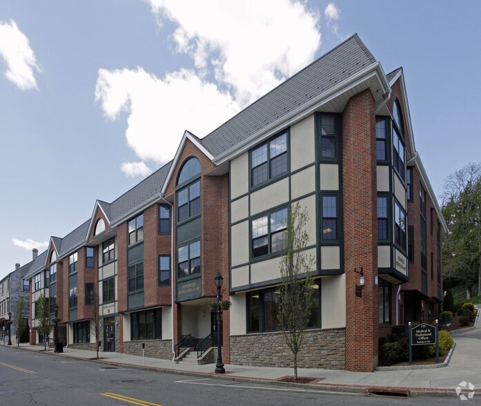 More Photos Of 115 Main St, Tuckahoe Medical For Sale