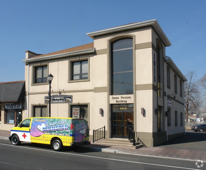Primary Photo Of 1915 Morris Ave, Union Township Office For Sale