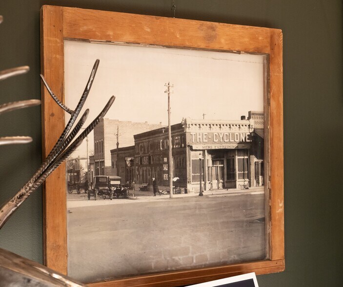 More Photos Of 23 N Main St, Ellinwood Storefront For Sale