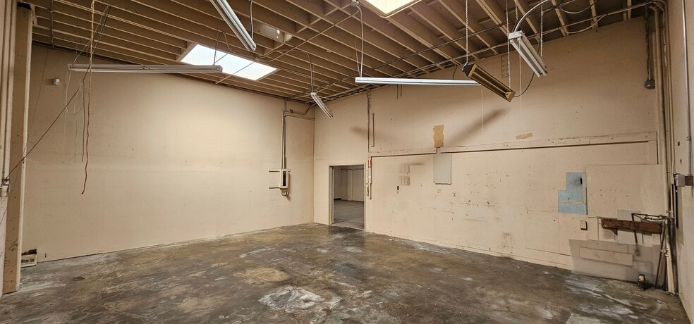 More Photos Of 1010 Howard Ave, San Mateo Industrial For Lease