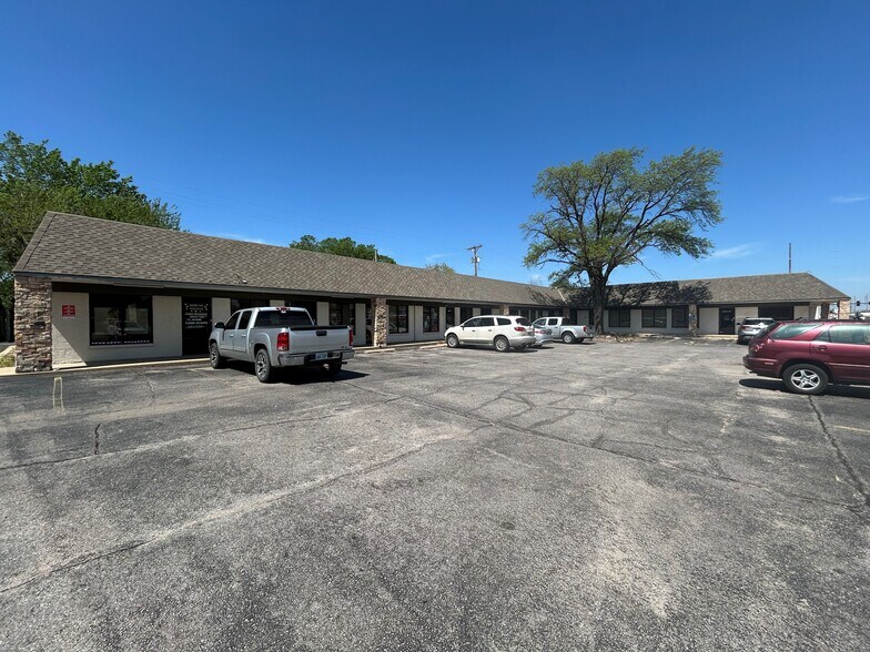 Primary Photo Of 125 S West St, Wichita Office For Lease