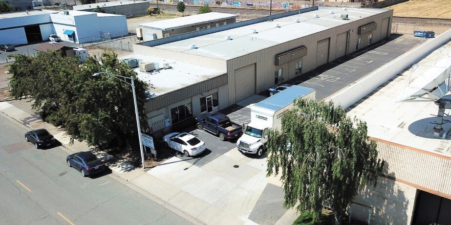 Primary Photo Of 4203 Coronado Ave, Stockton Warehouse For Lease