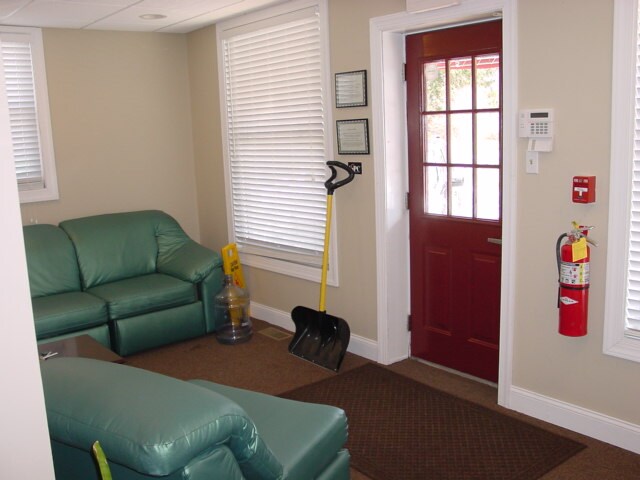 More Photos Of 3288 Delsea Dr, Franklinville Office For Lease