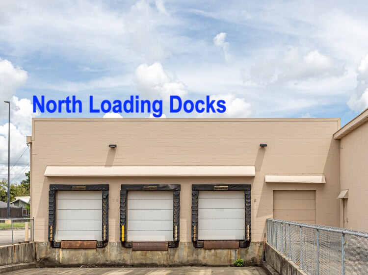 More Photos Of 1229 NW Evangeline Trwy, Lafayette Unknown For Lease