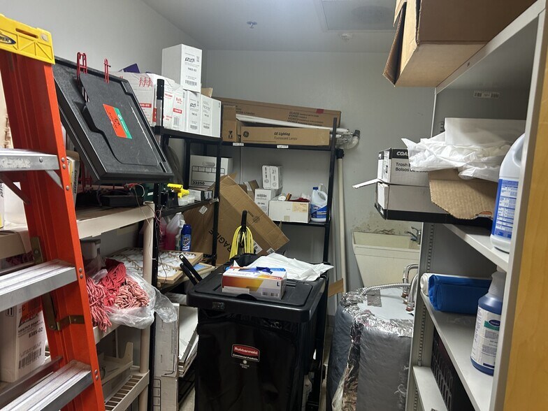 More Photos Of 6905 Old Wolf Bay Rd, Palatka Medical For Sale