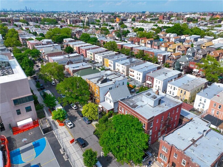 More Photos Of 1871 W 13th St, Brooklyn Apartments For Sale