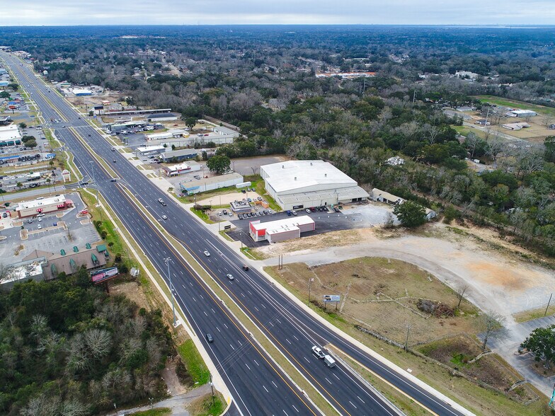 More Photos Of 8969 Pensacola Blvd, Pensacola Auto Repair For Sale