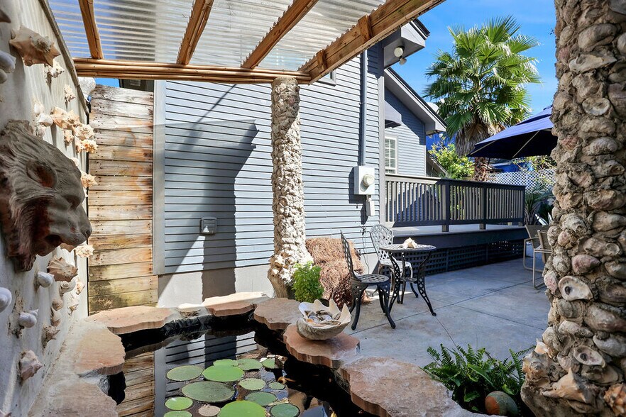 More Photos Of 913-917 W 38th st, Savannah Apartments For Sale