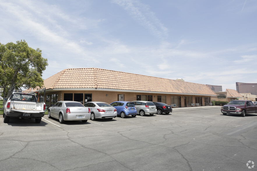 Primary Photo Of 3560 Polaris Ave, Las Vegas Light Manufacturing For Lease