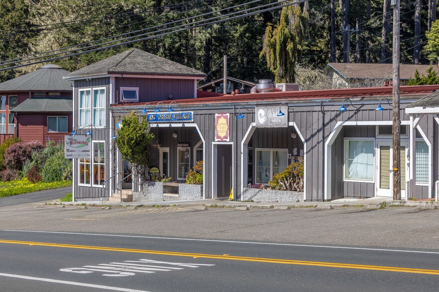 More Photos Of 35507 S Highway 1, Gualala Storefront Retail Office For Sale