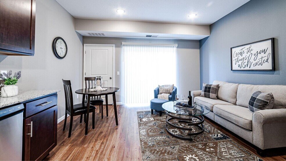 More Photos Of 1081 SW Fourth St, Forest Lake Apartments For Lease