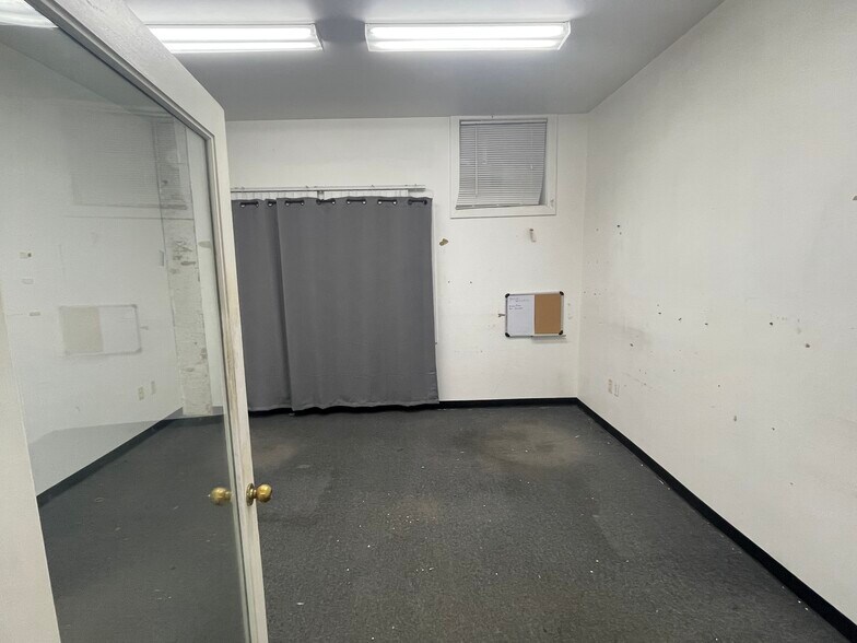 More Photos Of 176 Norfolk Ave, Boston Land For Sale