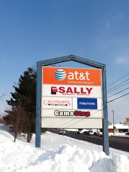 More Photos Of 1565 E M 21, Owosso Storefront For Lease