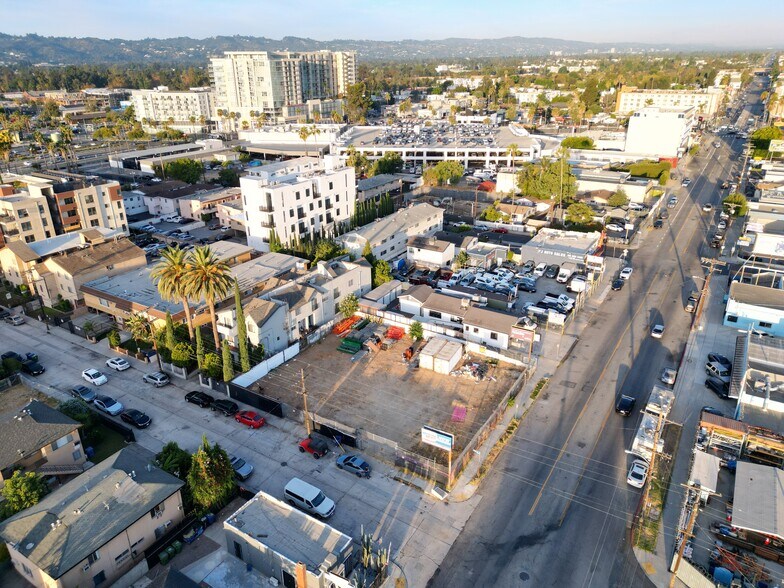 More Photos Of 11208 Burbank Blvd, North Hollywood Land For Sale