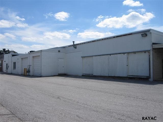 More Photos Of 639 Frederick St, Hanover Light Manufacturing For Lease