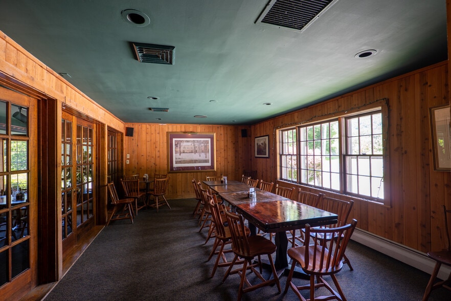 More Photos Of 333 Kent Rd, Kent Restaurant For Sale