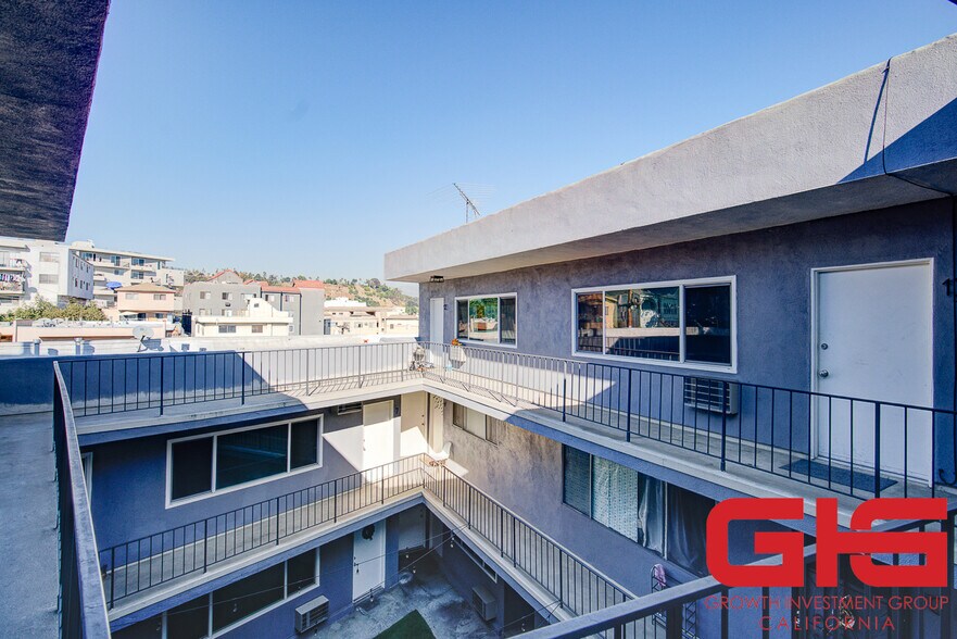 More Photos Of 770 N Hill Pl, Los Angeles Apartments For Sale