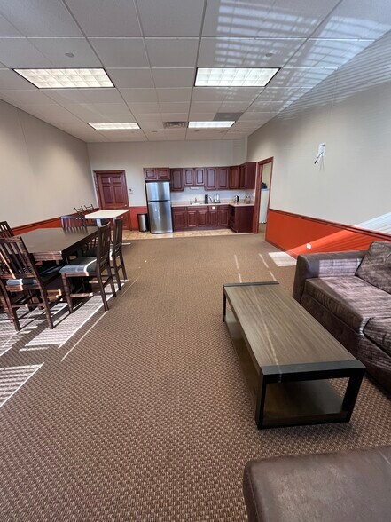 More Photos Of 215 Remington Blvd, Bolingbrook Medical For Lease