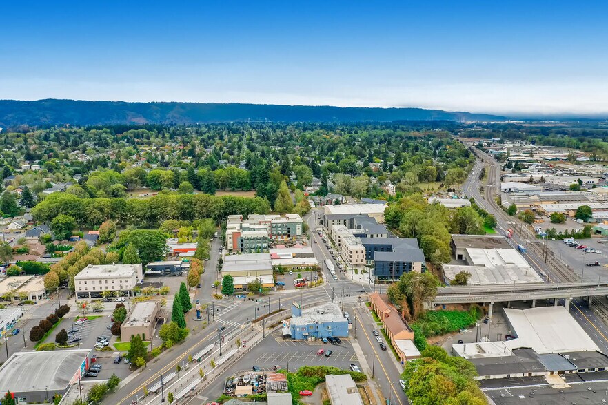 More Photos Of 8440 N Interstate Ave, Portland General Retail For Lease