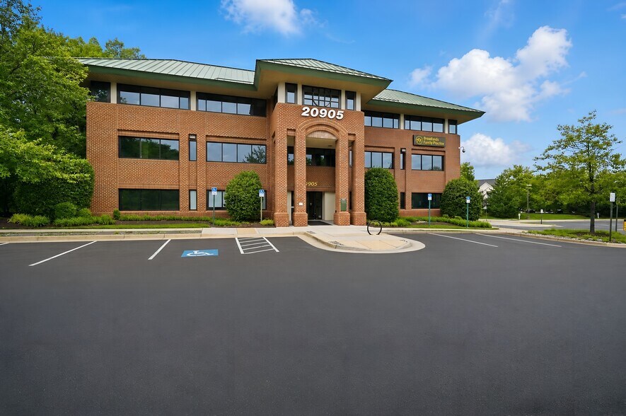 More Photos Of 20925 Professional Plz, Ashburn Unknown For Lease