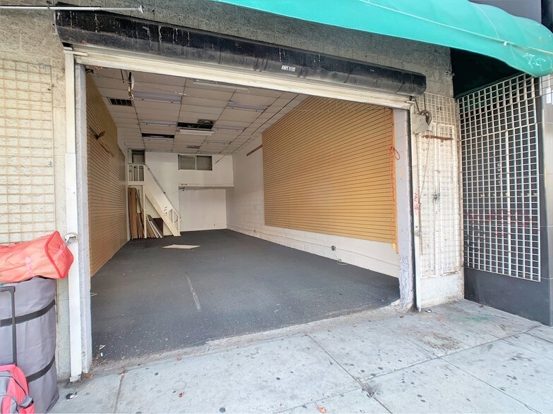 More Photos Of 1100-1106 S Los Angeles St, Los Angeles General Retail For Sale