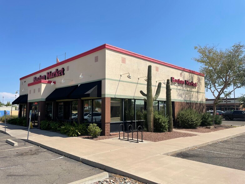 More Photos Of 6665 W Bell Rd, Glendale Freestanding For Lease