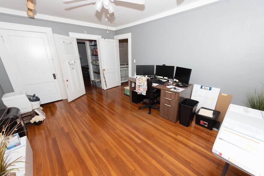More Photos Of 485 S Pine St, Spartanburg Office For Lease
