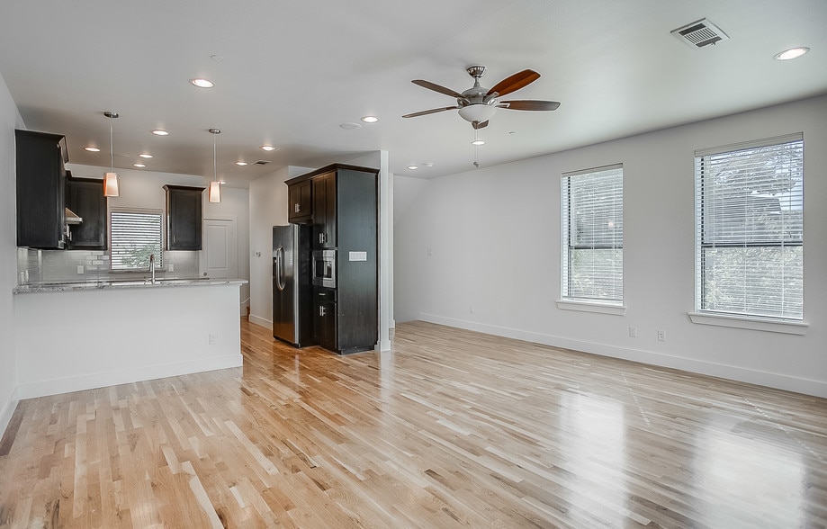 More Photos Of 4950 Cedar Springs Rd, Dallas Apartments For Sale